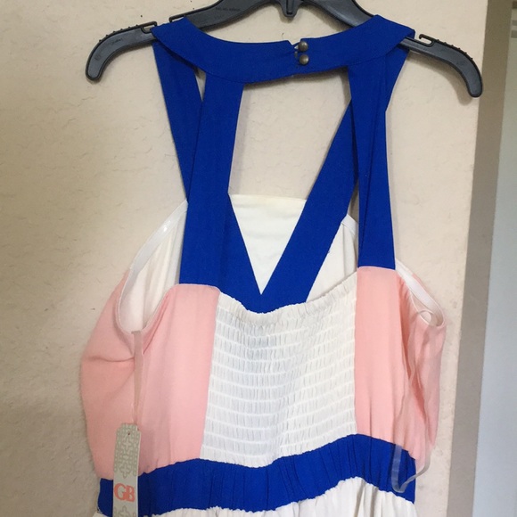 Dress - Picture 4 of 4